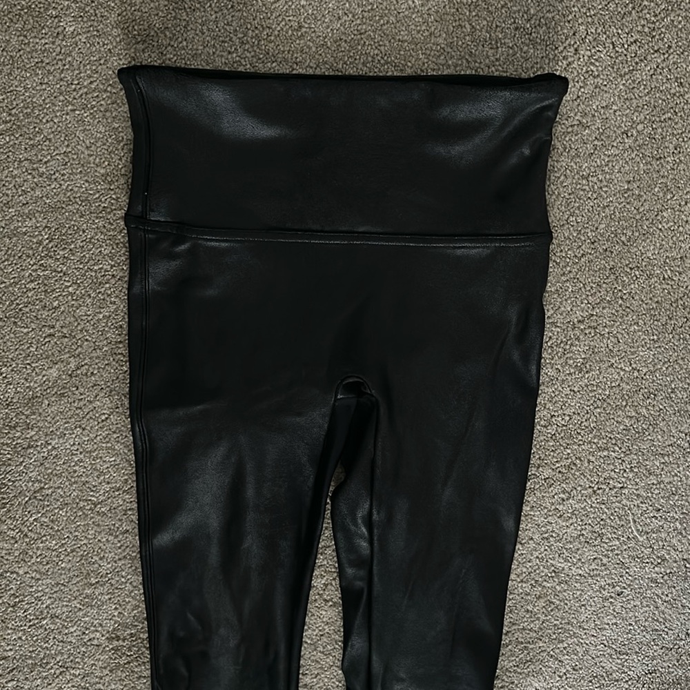 SPANX Black Leggings Size Medium